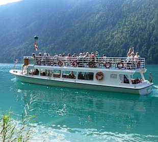 Schifffahrt am nahen Weissensee