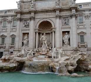 Trevi Brunnen