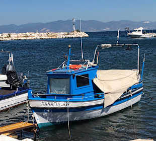 Hafen Skala Rachoni