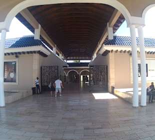 Einkaufszentrum Eingang