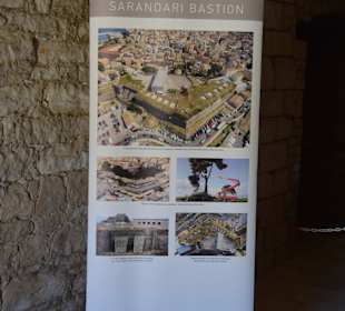 Info-Tafel in der Festung