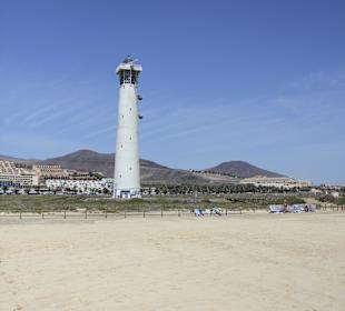 Strand mit Leuchtturm