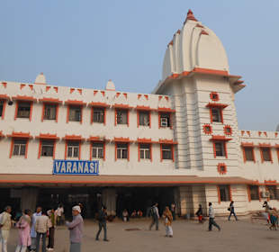 Bahnhofsgebäude,Varanasi JN