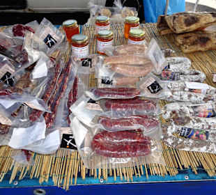 Rundgang über den Wochenmarkt Nuoro