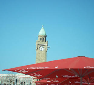 Turm an den Landungsbrücken