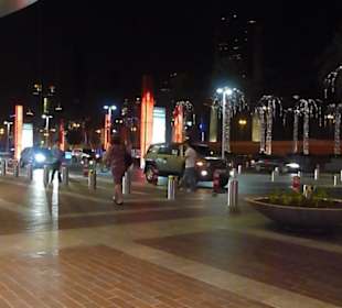 Haubteingang am Abend