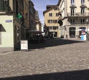Hirschenplatz