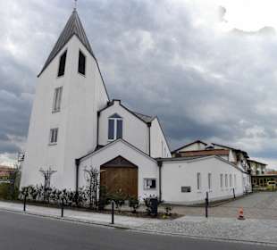 Kath. Kirche Hl. Dreifaltigkeit Kühlungsborn 