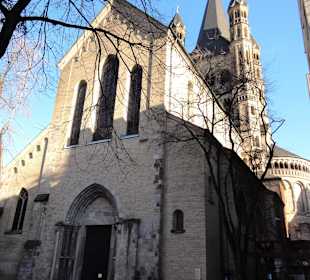 Eingangsportal von der Altstadtseite