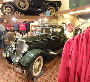 Dekoration im Alaska Totem Trading House