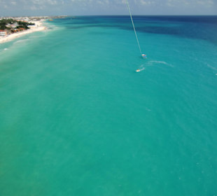 Strand - Parasailing