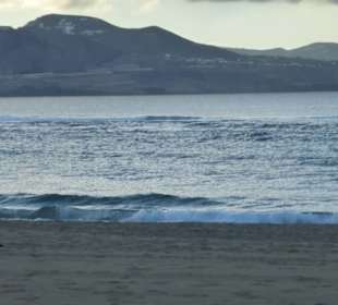 Am Stadtstrand Playa de las Canteras