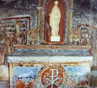 Altar mit St.Agatha Statue/St.Agatha Katakombe