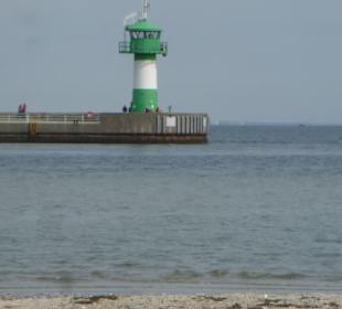 Blick zum Leuchtfeuer / Leuchtturm auf Nordermole