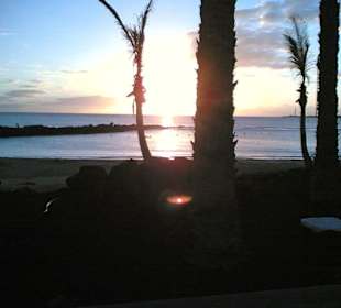 Traumhafter Sonnenuntergang an der Strandpromenade!