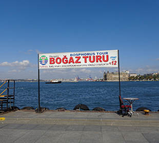 Abfahrtsschild in Kadiköy