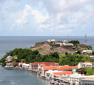 Blick auf den Hafen von St. Georges