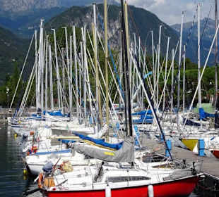 Impressionen aus dem Hafen San Nicolo