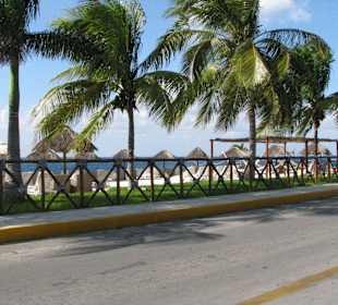 Wieder ein Strand der einlädt zum baden