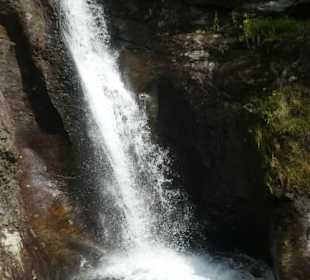 Blick zum Hochfall-Wasserfall bei Bodenmais