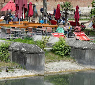 Barfüsser Biergarten