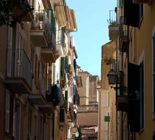 Gasse in der Altstadt von Palma de Mallorca