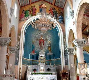 Hauptaltar mit Fresco