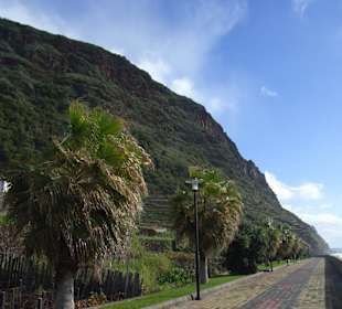 Große Promenade in Jardim do Mar