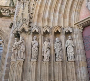 Das Apostelportal vom Erfurter Dom