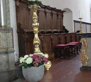 Katholische Stiftskirche St. Peter