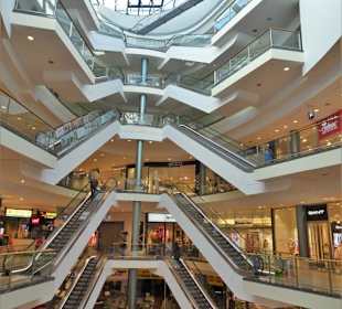 Impressionen aus den Schloss-Arkaden