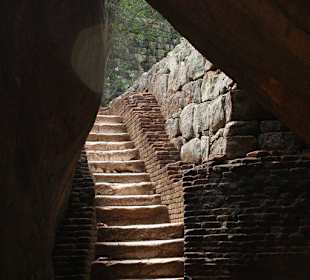 Festungsruine / Treppen
