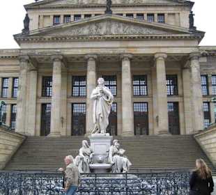 Am Gendarmenmarkt...