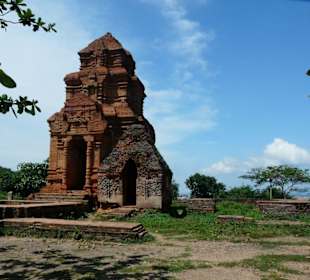 Phan Thiet - Cham Towers