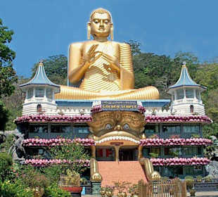 Dambulla Golden Buddha