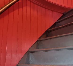 Nächste Treppe