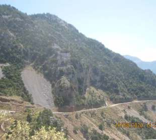 Rund um Berge Strassen