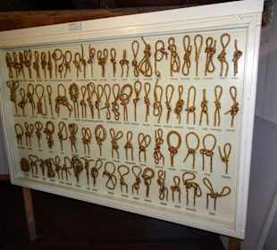 Knotenbrett im Sielhafenmuseum