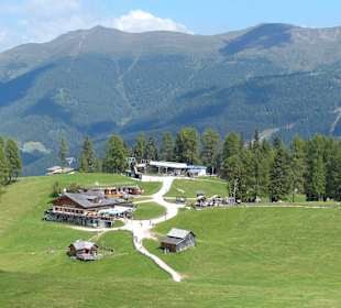 Blick auf das Refugio der Bergstation