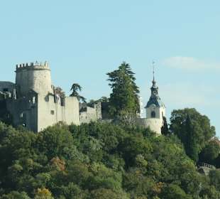 Blick zur Burg von Rijeka