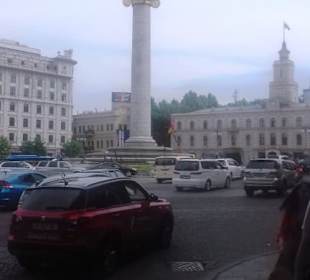 Freiheitsplatz Tiflis - Freiheitsdenkmal