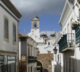 Das Wahrzeichen von Faro: Arco da Vila