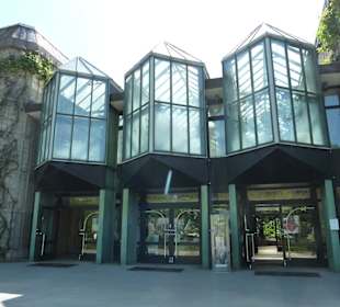 Nashorn/Elefantenhaus