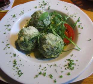 Spinat-Ricotta-Knödel