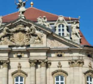 Das Mutterhaus vom Schloß