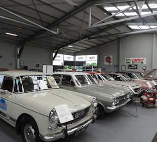 Wunderschöne Autos 50ziger und 60ziger Jahre