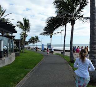 Die Promenade vor dem Hotel