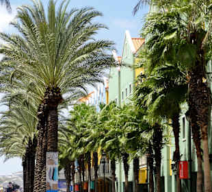 Impressionen aus der Renaissance Shopping Mall