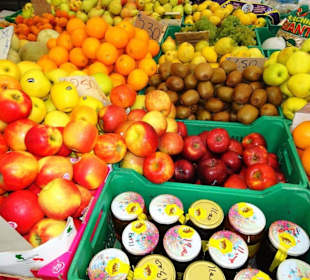 Rundgang über den Wochenmarkt von Limone