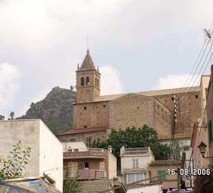 Kirche vom Wochenmarkt